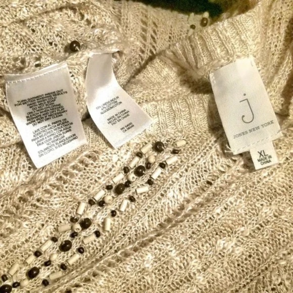 3/$25 Jones NY Beachy Crochet Top or cover up - Picture 9 of 11